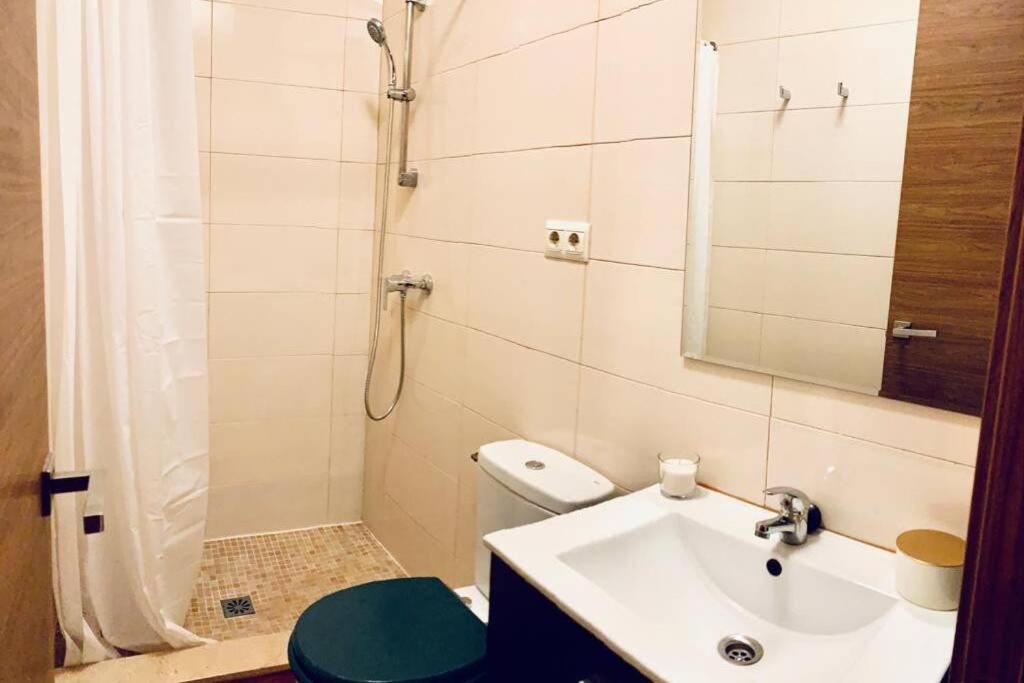 Precioso Apartamento A 50M De La Playa En El Palo Malaga Zewnętrze zdjęcie